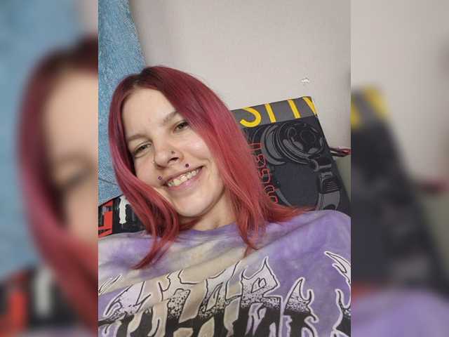 SquirtApril live cam on BongaCams