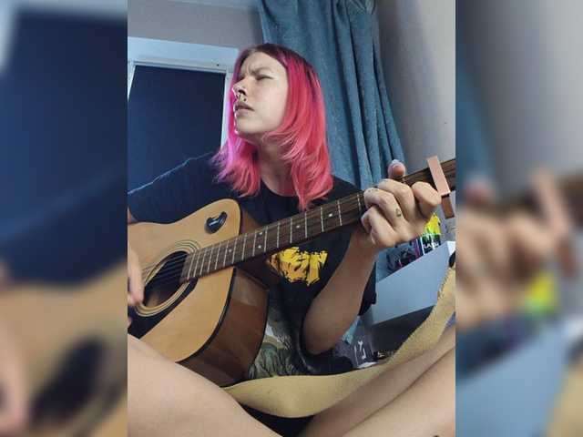 SquirtApril live cam on BongaCams