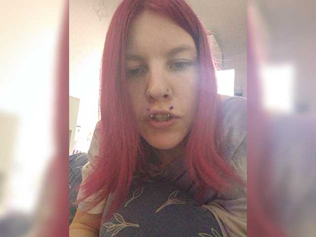 SquirtApril live cam on BongaCams