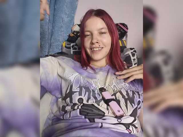 SquirtApril live cam on BongaCams