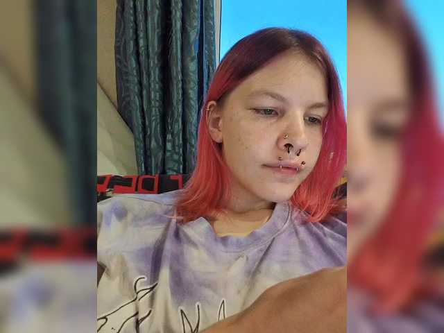 SquirtApril live cam on BongaCams