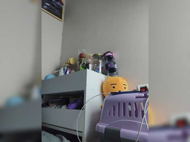 SquirtApril live cam on BongaCams