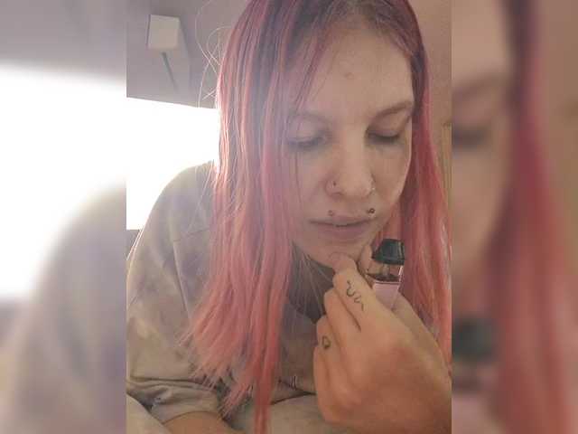 SquirtApril live cam on BongaCams