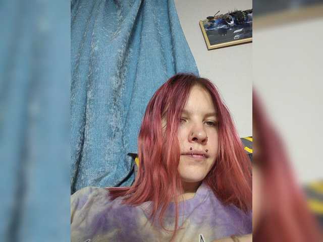 SquirtApril live cam on BongaCams