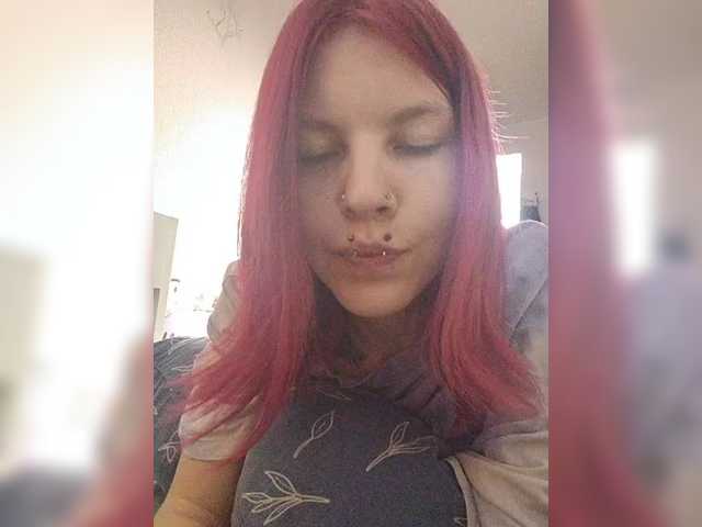 SquirtApril live cam on BongaCams