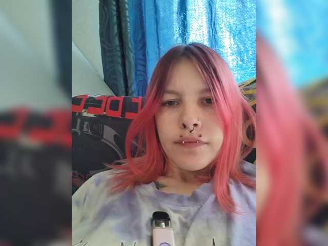 SquirtApril live cam on BongaCams