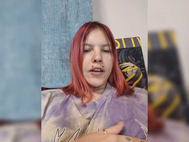 SquirtApril live cam on BongaCams