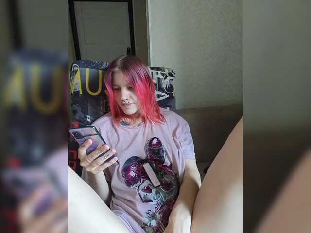 SquirtApril live cam on BongaCams