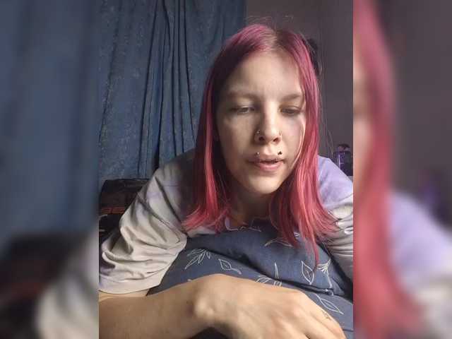 SquirtApril live cam on BongaCams