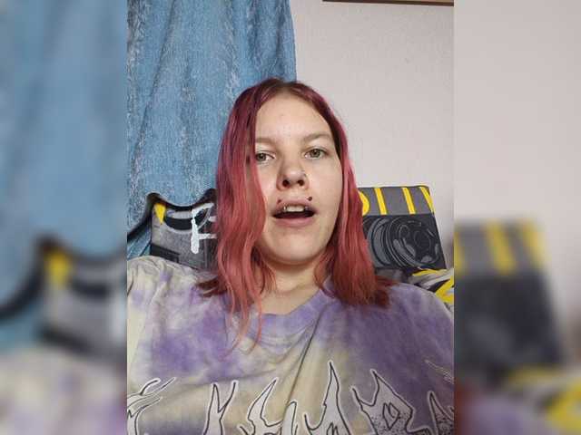 SquirtApril live cam on BongaCams