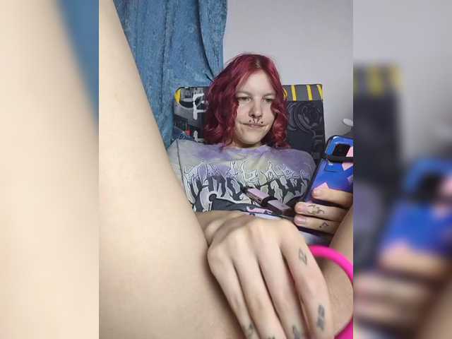 SquirtApril live cam on BongaCams