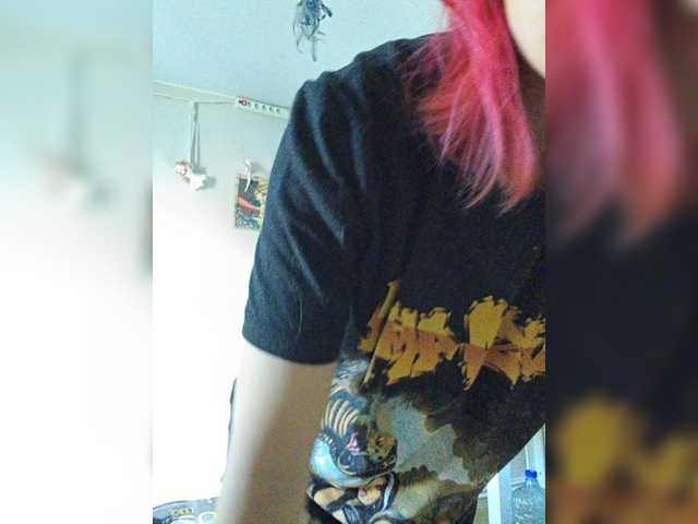 SquirtApril live cam on BongaCams
