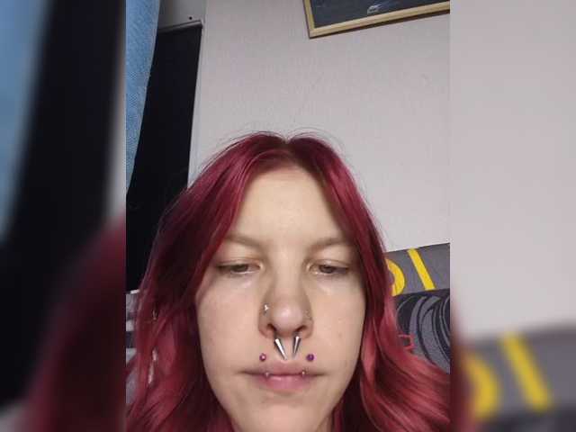 SquirtApril live cam on BongaCams