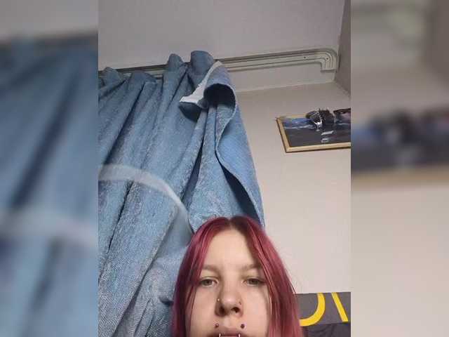 SquirtApril live cam on BongaCams