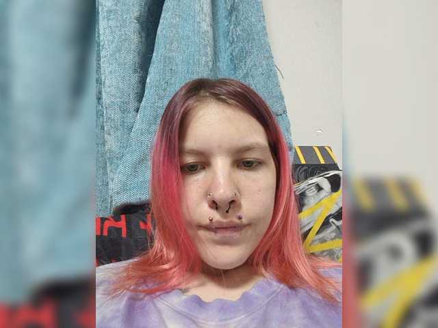 SquirtApril live cam on BongaCams