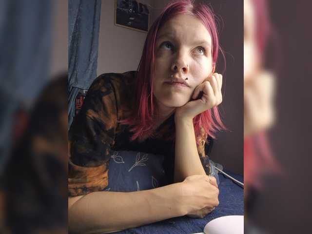 SquirtApril live cam on BongaCams