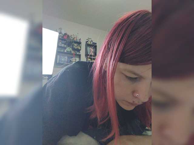 SquirtApril live cam on BongaCams