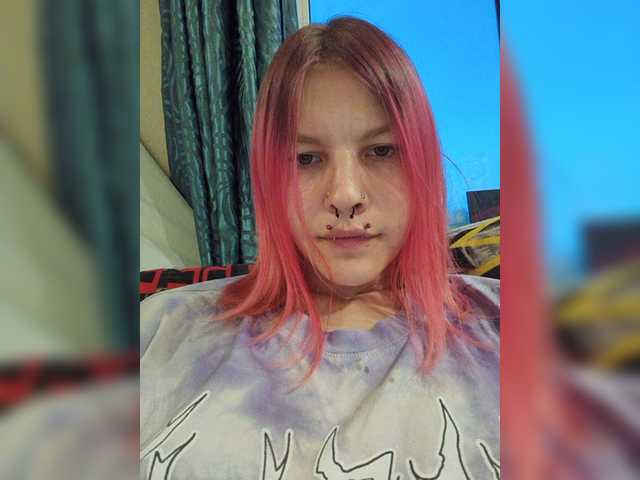 SquirtApril live webcam show