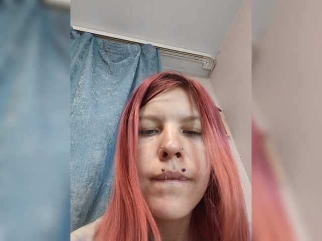 SquirtApril live cam on BongaCams