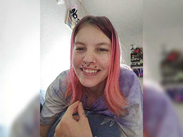 SquirtApril live cam on BongaCams