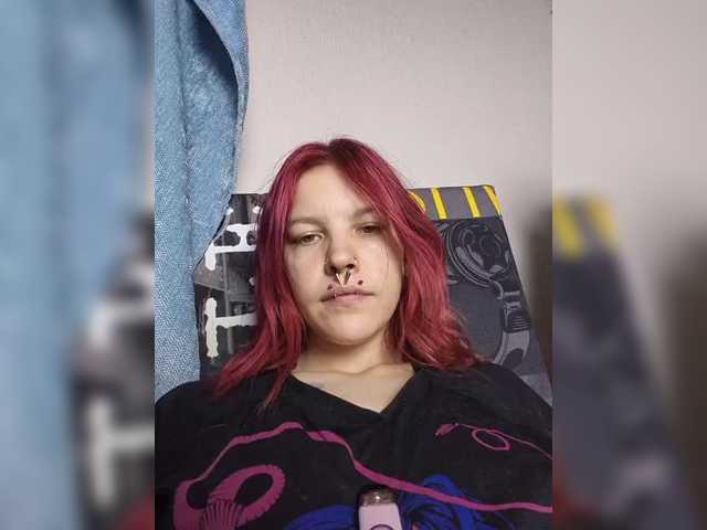 SquirtApril live cam on BongaCams