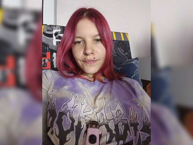 SquirtApril live cam on BongaCams