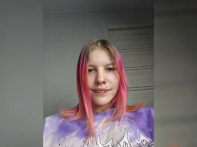 SquirtApril live cam on BongaCams