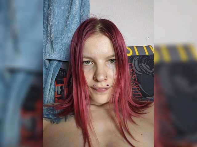 le modèle Elena_Nei est en webcam porno dans un show sur le site bongacams, il possède les tags suivants: White/Caucasian,Redhead,Trimmed