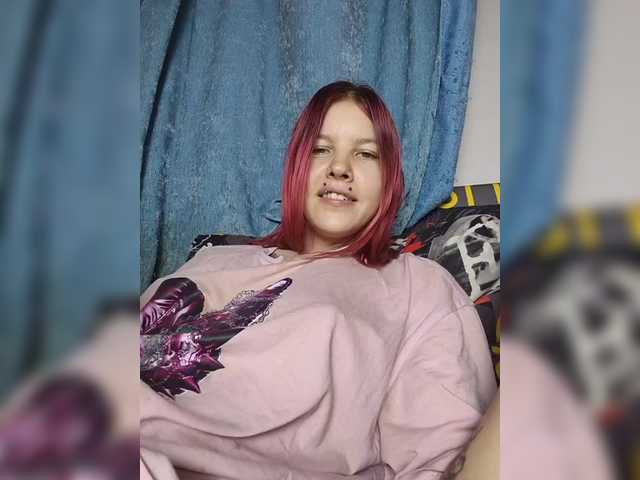 SquirtApril live cam on BongaCams