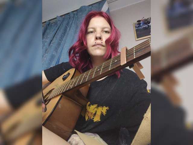 SquirtApril live cam on BongaCams