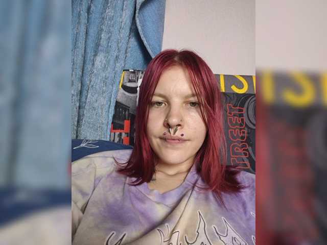 SquirtApril live cam on BongaCams