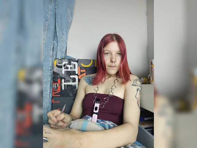 SquirtApril live cam on BongaCams