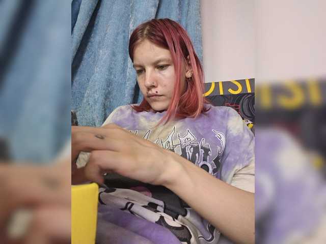 SquirtApril live cam on BongaCams
