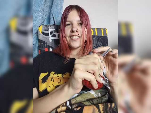 SquirtApril live cam on BongaCams