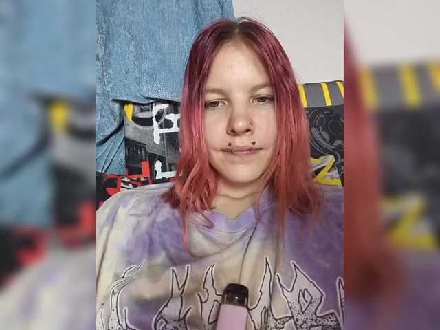 SquirtApril live cam on BongaCams
