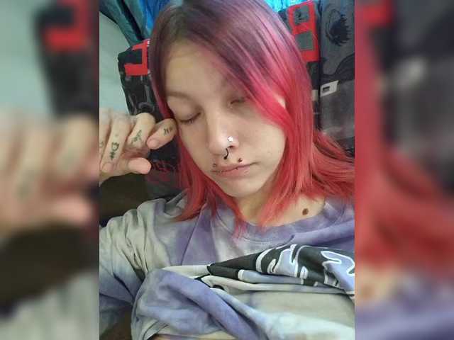 SquirtApril live cam on BongaCams
