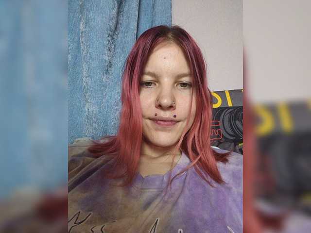 SquirtApril live cam on BongaCams
