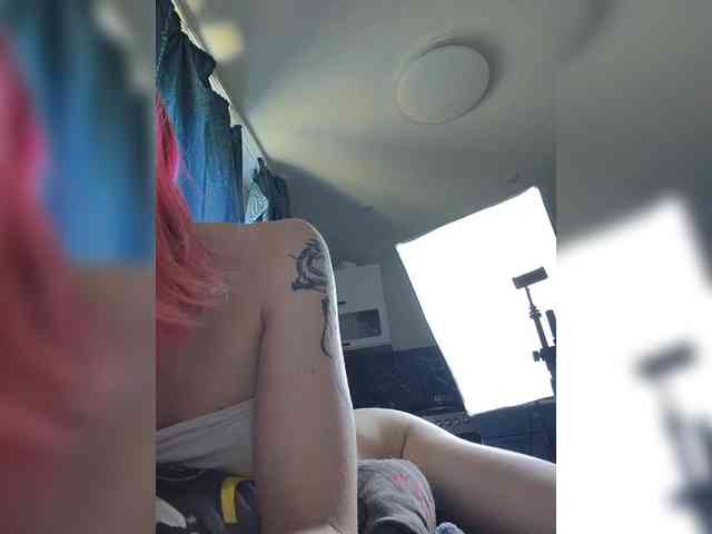 Elena_Nei webcam
