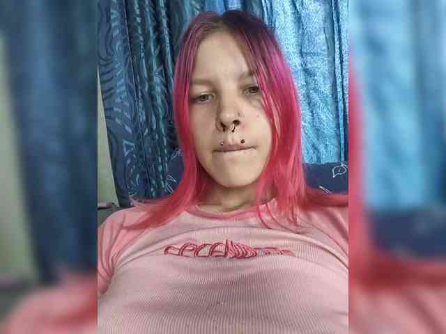 SquirtApril webcam