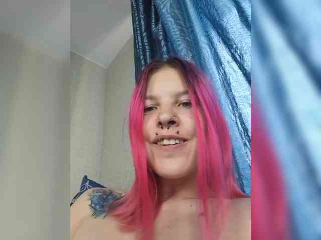 SquirtApril webcam
