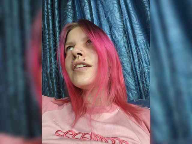 SquirtApril webcam