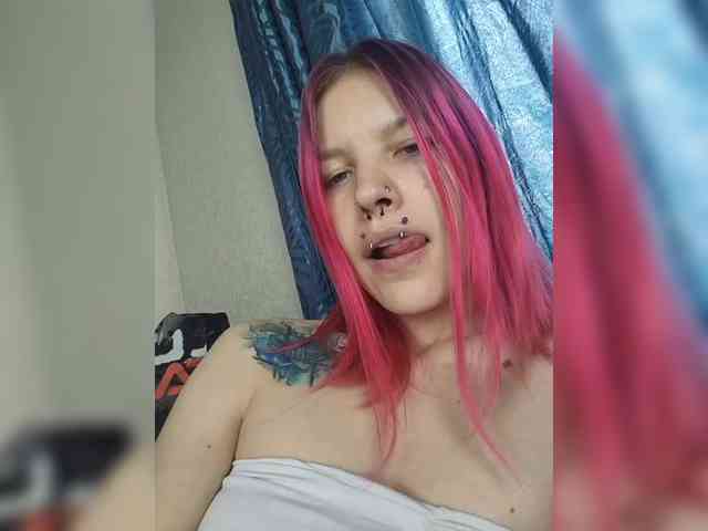 SquirtApril webcam