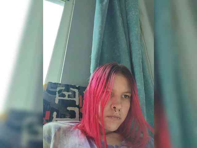 SquirtApril webcam