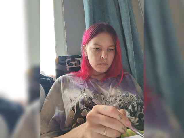 SquirtApril webcam