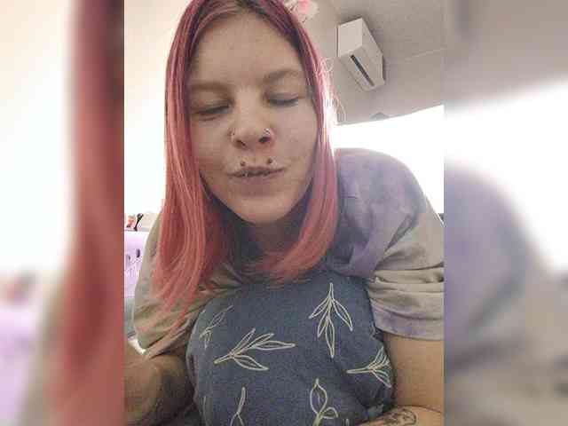 Elena_Nei webcam