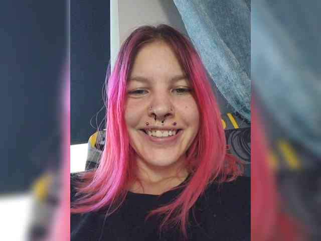 SquirtApril Live Webcam on BongaCams