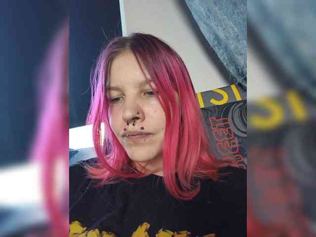 SquirtApril webcam