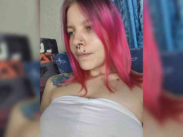 SquirtApril webcam