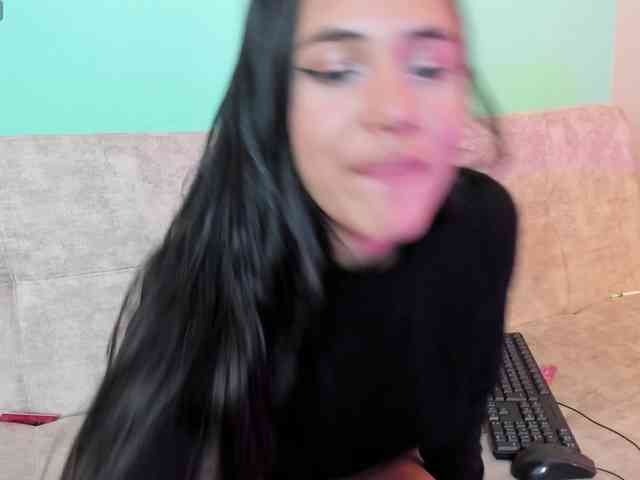 Violet-Obsession webcam