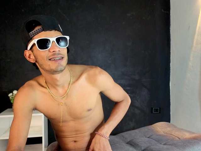 SexManiacs-ADS live cam on BongaCams